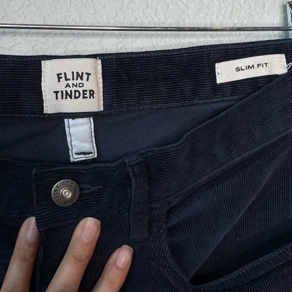 FLINT AND TINDER 365 Corduroy Pant Slim Fit Navy-Blue Men's Size 30x30‎ - Picture 3 of 9